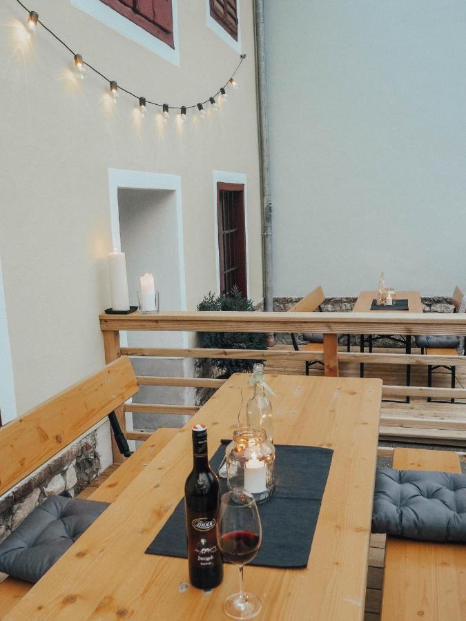 Gasthof Zum Gruenen Specht Oberzeiring Kültér fotó